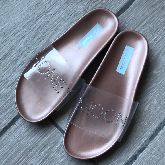 betsey johnson slides